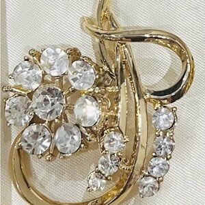Elegant Gold and Silver Crystal Brooch